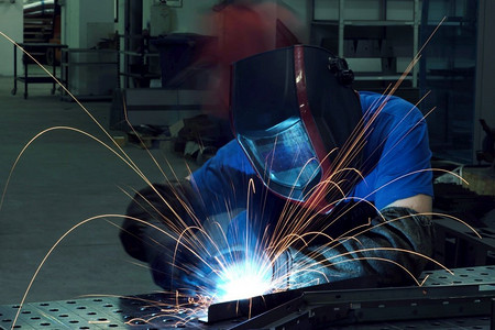 金屬制品研發中的水流技術 創新、挑戰與未來